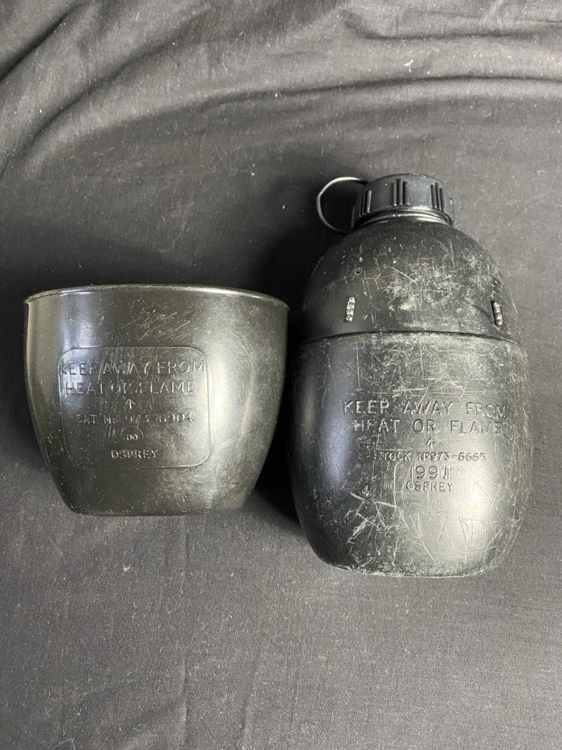 BRITISH ARMY WATER BOTTLE SET