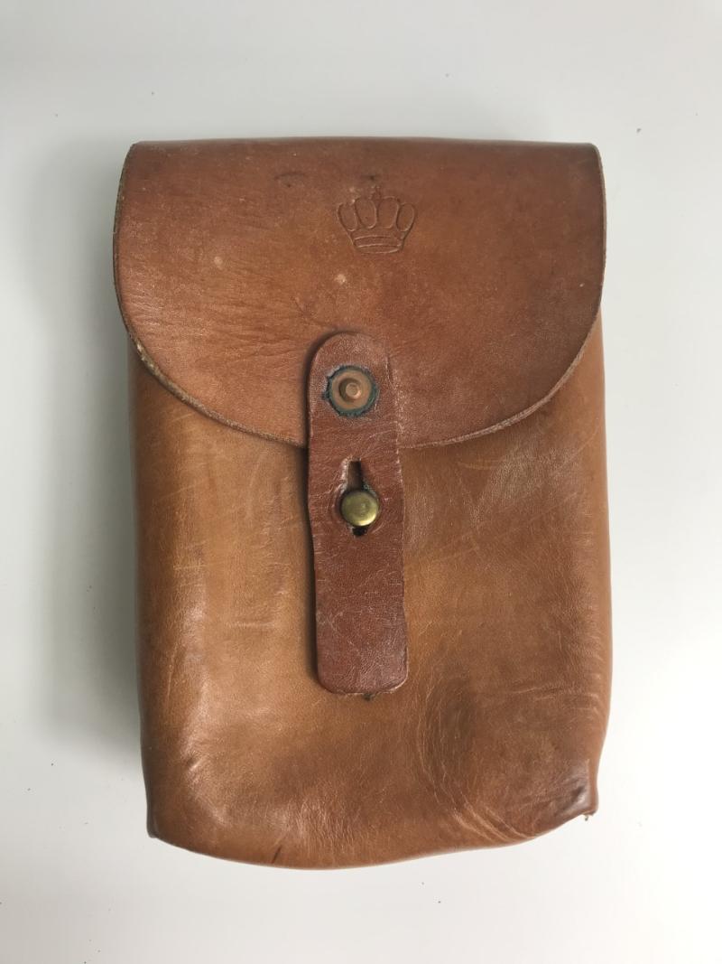 SWEDISH BROWN LEATHER AMMO POUCH