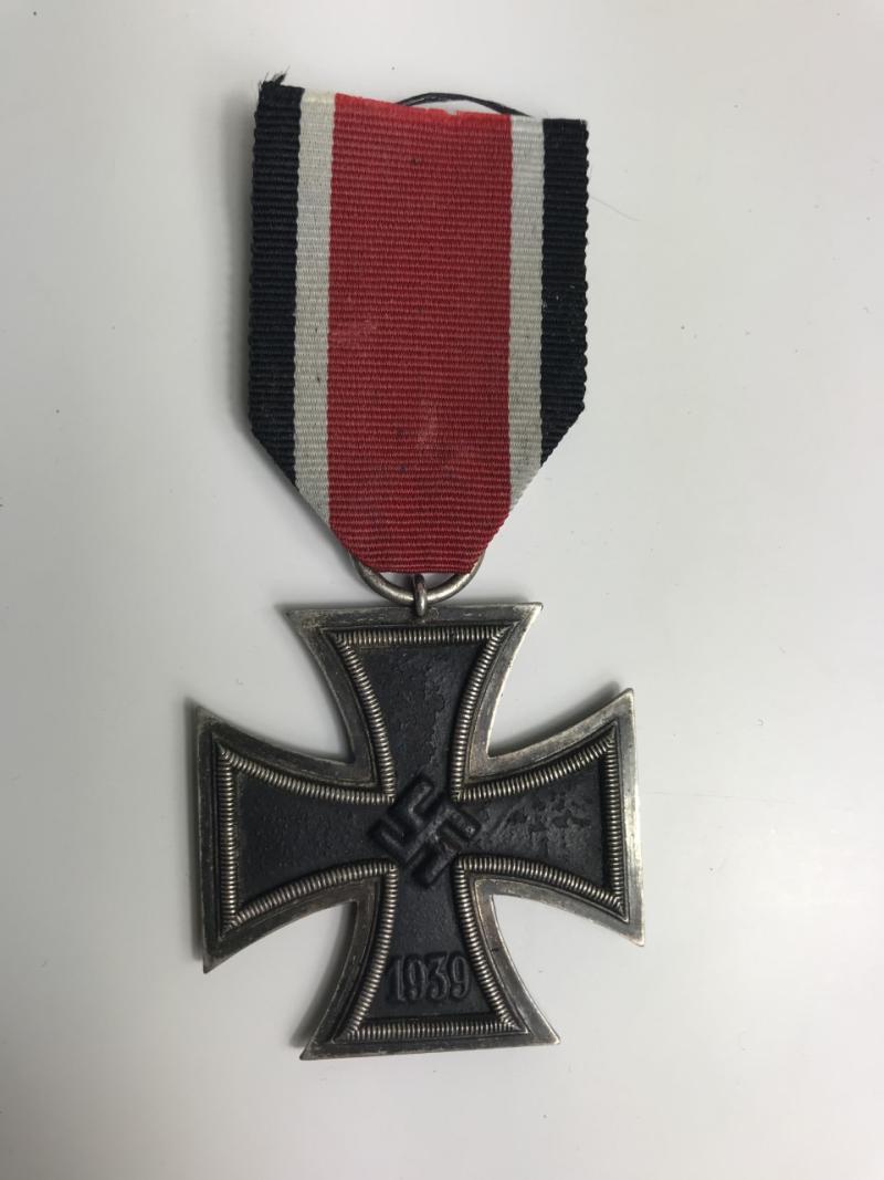 WW2 GERMAN IRON CROSS 2ND CLASS