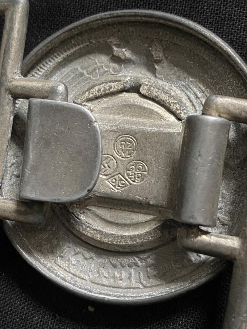 REPRODUCTION WW2 GERMAN WAFFEN-SS OFFICER'S BELT BUCKLE