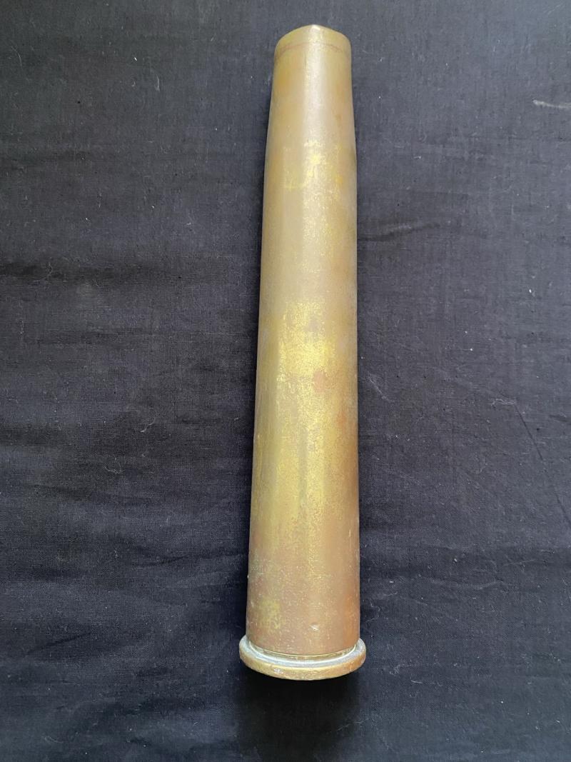 1951 DATED 40MM SHELL CASE (INERT)