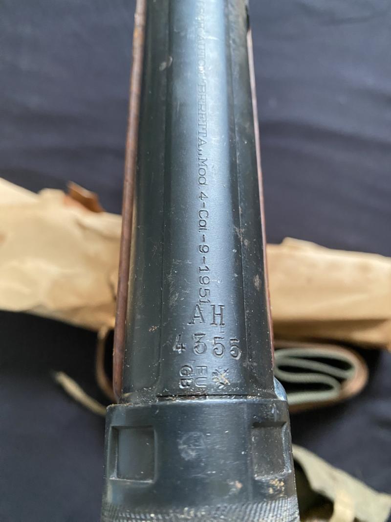 DEACTIVATED BERETTA MOD 4 SMG WITH ACCESSORIES (NEW EU DEACTIVATION)