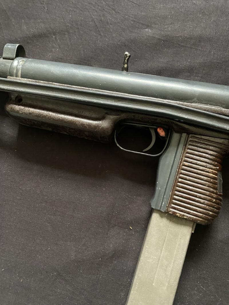 (WAS £295) DEACTIVATED MOVING BOLT VZ-26 SMG (NEW EU DEACTIVATION)