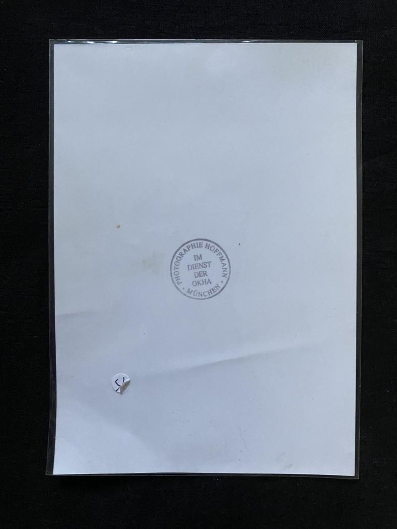 WW2 GERMAN HEINRICH HOFFMANN PHOTOGRAPH OF 3 SS SOLDIERS