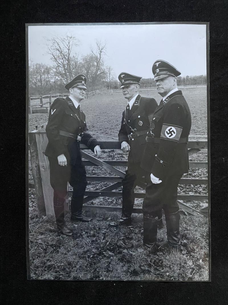 (Was £85) WW2 GERMAN HEINRICH HOFFMANN PHOTOGRAPH OF 3 SS SOLDIERS