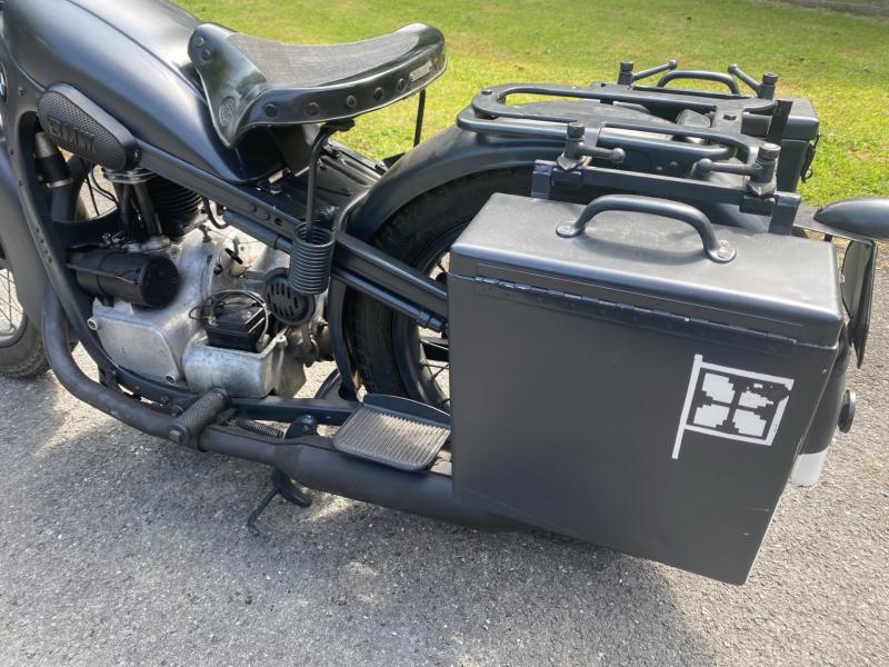 WW2 GERMAN 1939 DATED BMW R35 MOTORBIKE