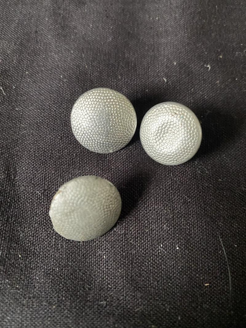 3 X WW2 GERMAN BUTTONS