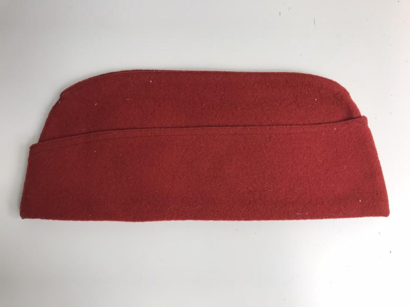 FRENCH RED SIDE CAP