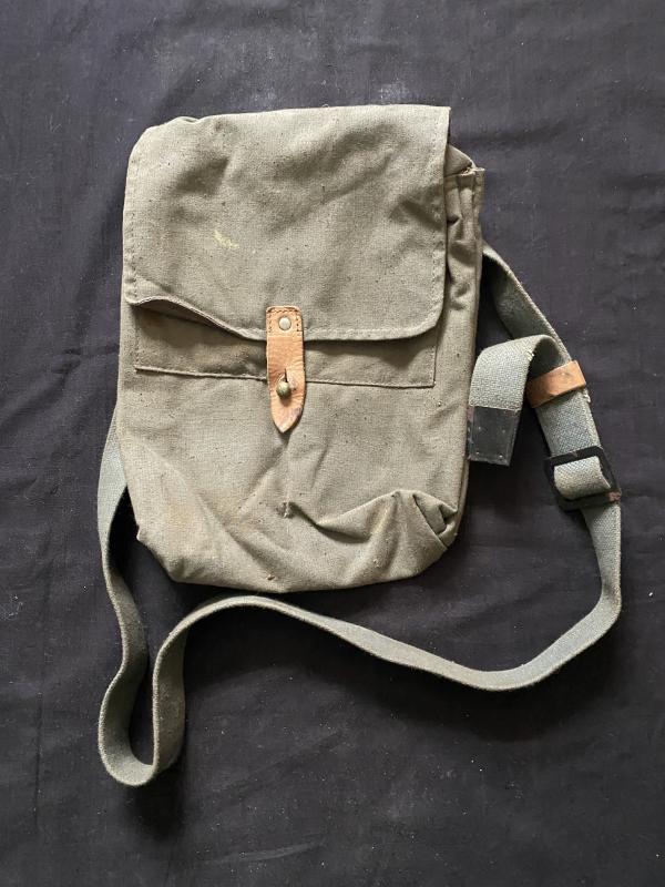 AK MAGAZINE POUCH