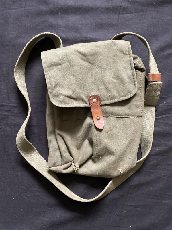 AK MAGAZINE POUCH
