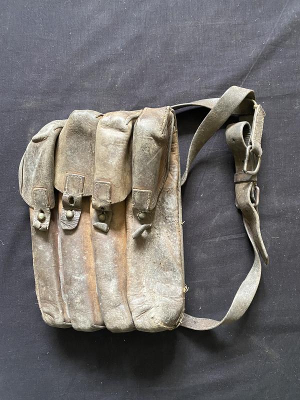 M56 SMG LEATHER MAGAZINE POUCH (DAMAGED)