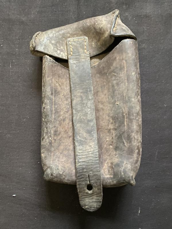 ZB26-30 LEATHER MAGAZINE POUCH