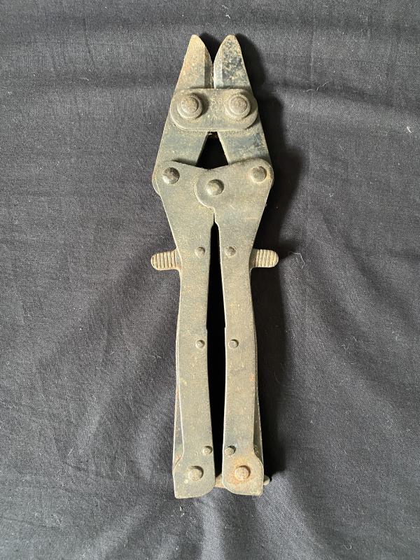 WW2 BRITISH ENGINEER PATTERN WIRE CUTTERS