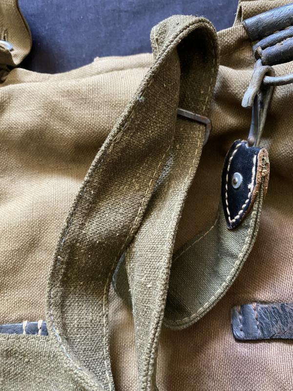 WW2 GERMAN MILITARY INFANTRY BREAD BAG