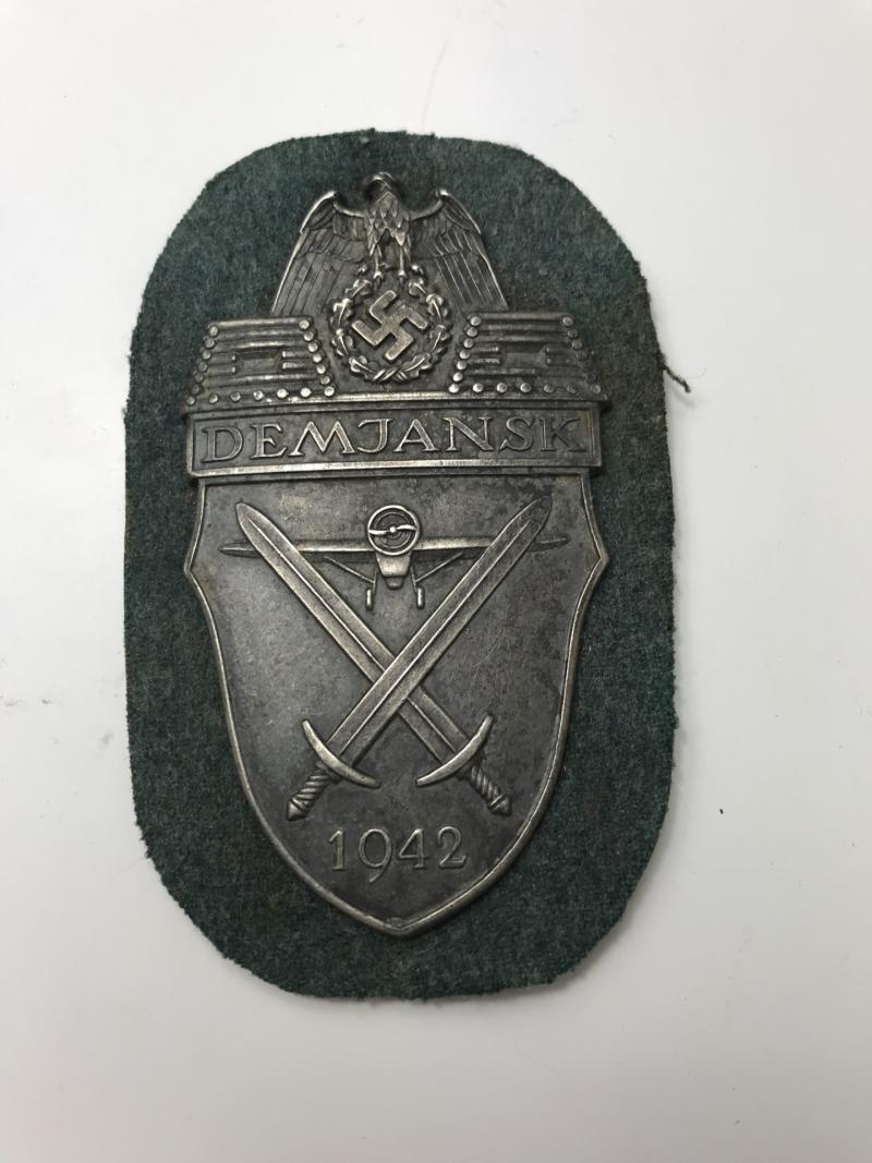 Chase Militaria Ww German Demjansk Shield