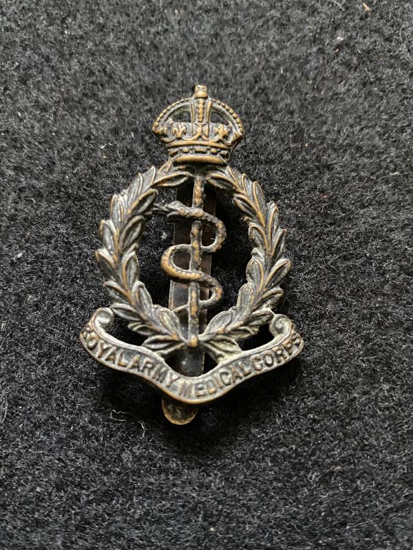 ROYAL ARMY MEDICAL CORPS BRASS CAP BADGE