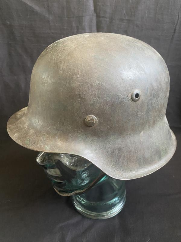 WW2 GERMAN M42 HELMET