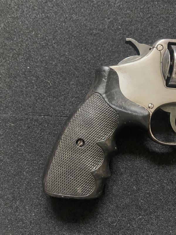 DEACTIVATED SMITH & WESSON MODEL 10 .38 SPL REVOLVER WITH HOLSTER (UK DEACTIVATION)