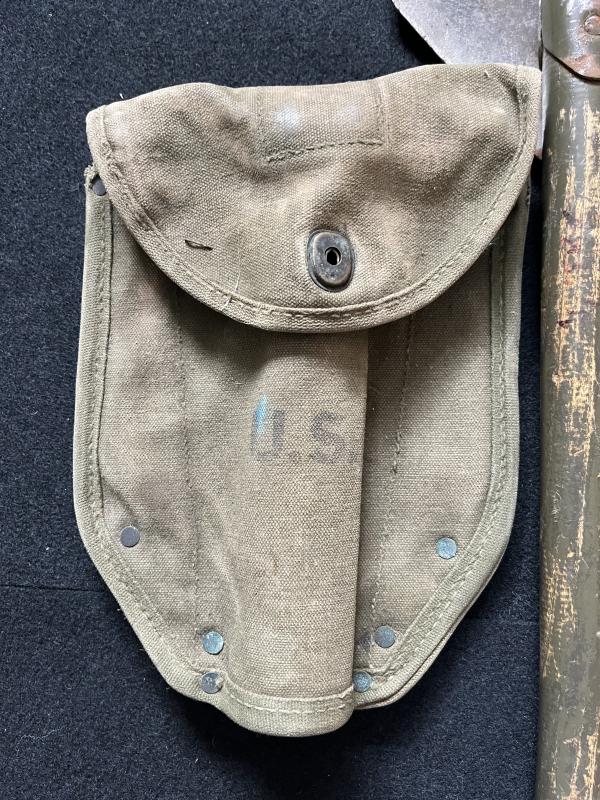 U.S. M1943 ENTRENCHING TOOL WITH A 1944 DATED POUCH