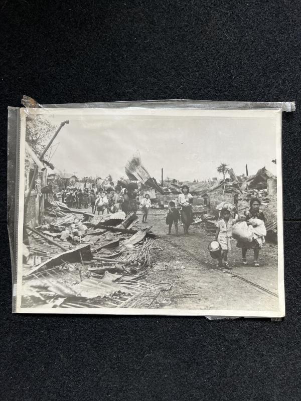 EVACUEES RETURN TO LIBERATED MANILA