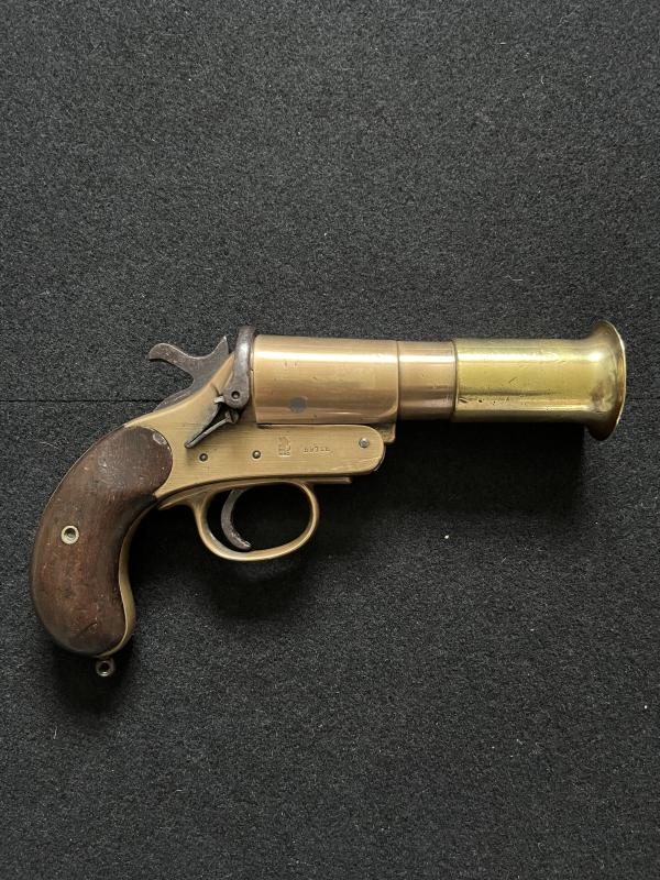 DEACTIVATED WW1 WEBLEY & SCOTT NO.1 MK.III 1