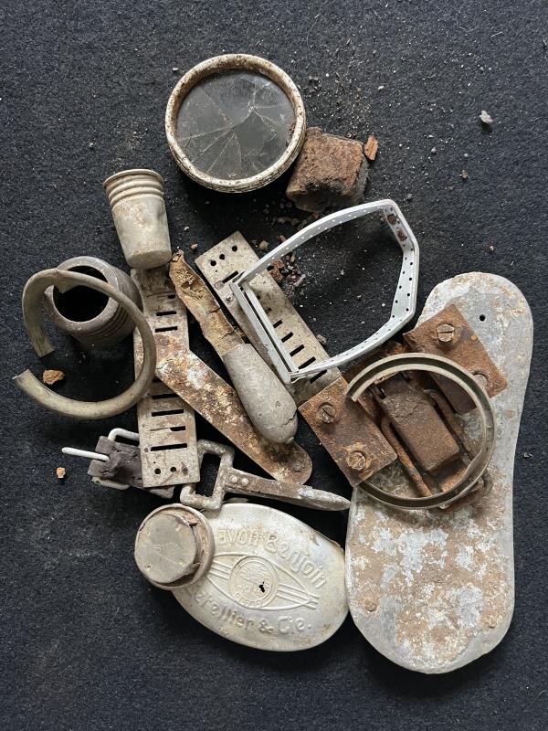 ASSORTED RELIC WW2 GERMAN ITEMS