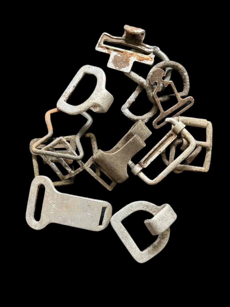 16 X ASSORTED WW2 GERMAN CLIPS