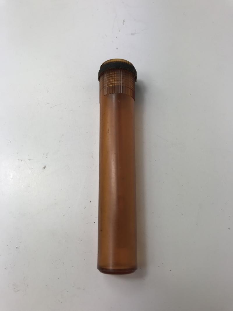 WW2 BRITISH NO.4 .303 OIL BOTTLE