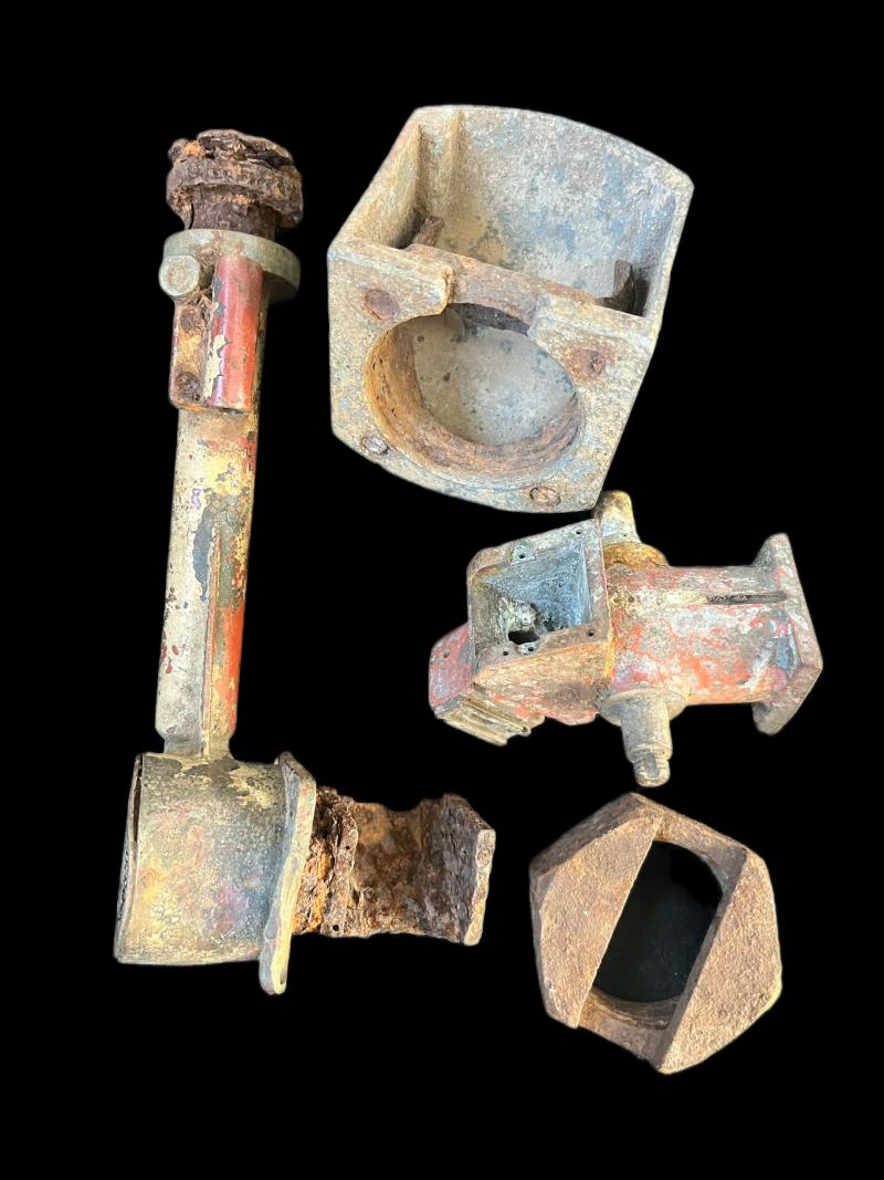 WW2 GERMAN OPTIC SIGHT PARTS