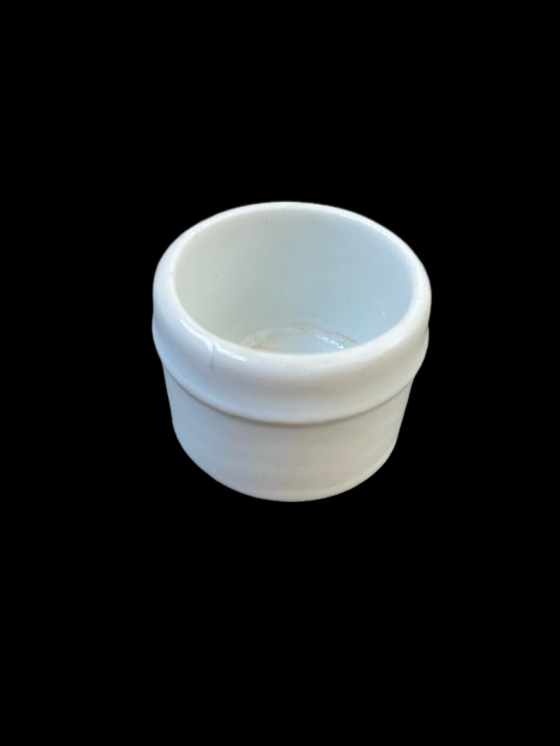 WW2 GERMAN MEDICAL POT