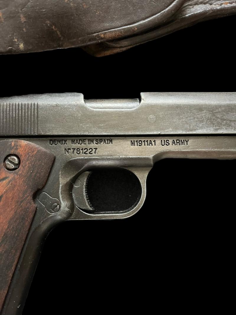 DENIX REPLICA U.S. COLT 1911 PISTOL IN HOLSTER