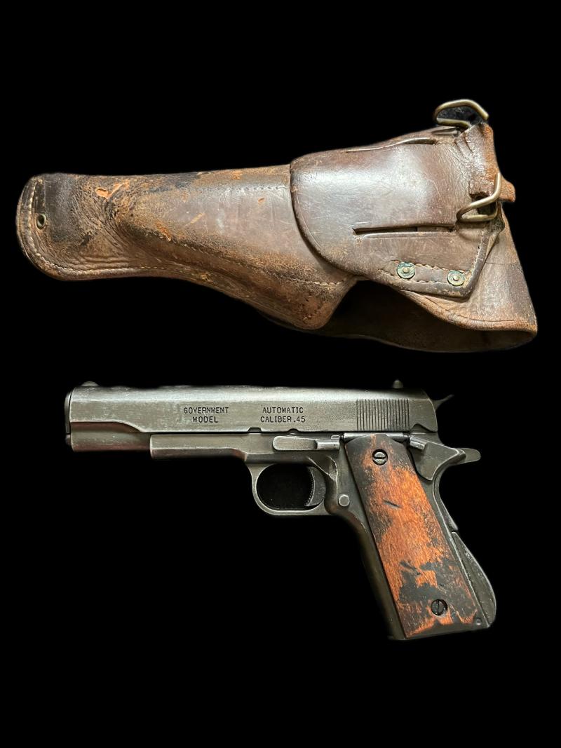 DENIX REPLICA U.S. COLT 1911 PISTOL IN HOLSTER