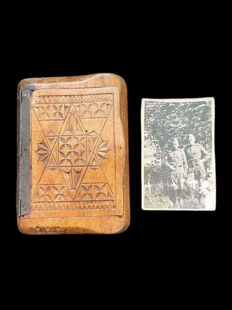 WW2 SOVIET WOODEN BOX & PICTURE