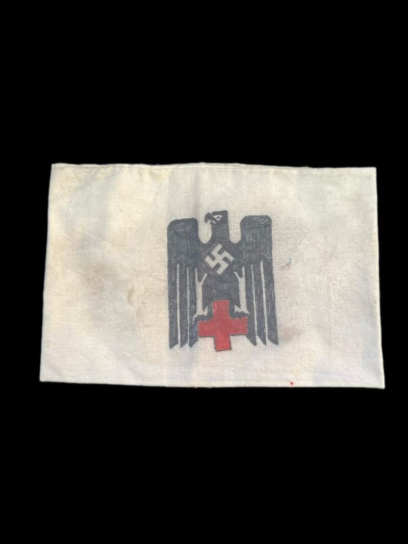 REPRODUCTION WW2 GERMAN MEDICAL ARMBAND