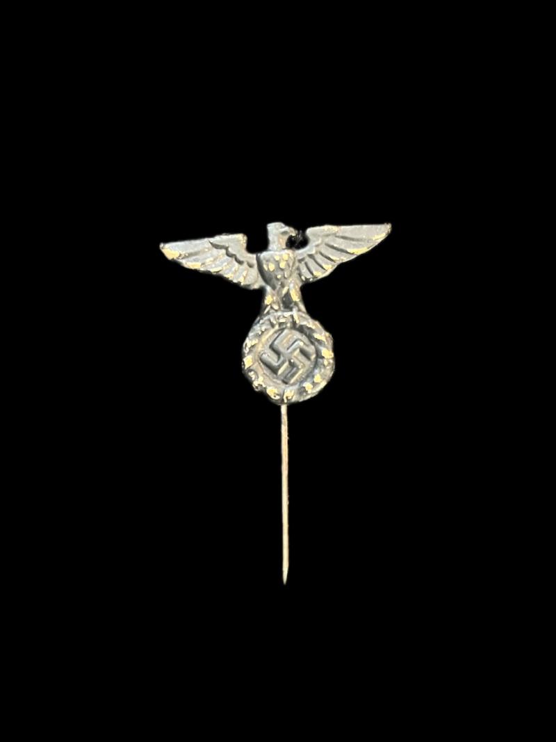 REPRODUCTION WW2 GERMAN EAGLE PIN BADGE