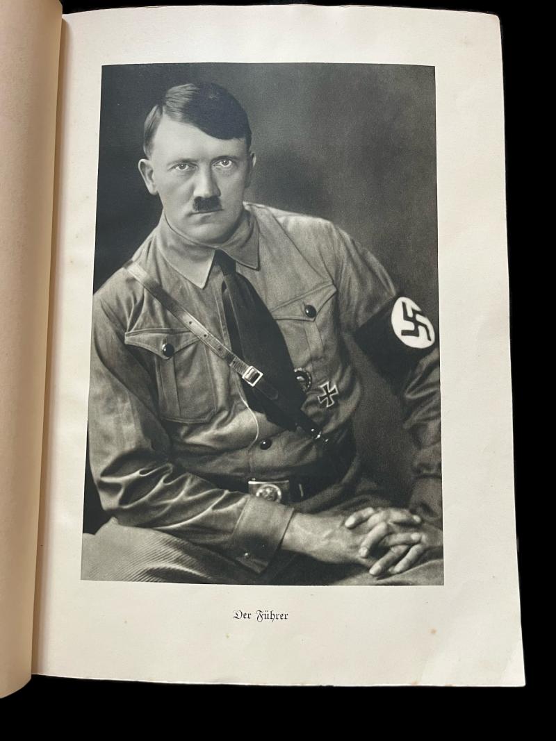 WW2 GERMAN KAMPF UM'S DRITTE REICH CIGARETTE CARDS BOOK