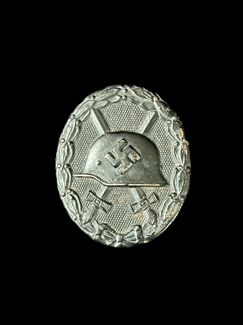 WW2 GERMAN BLACK WOUND BADGE 65