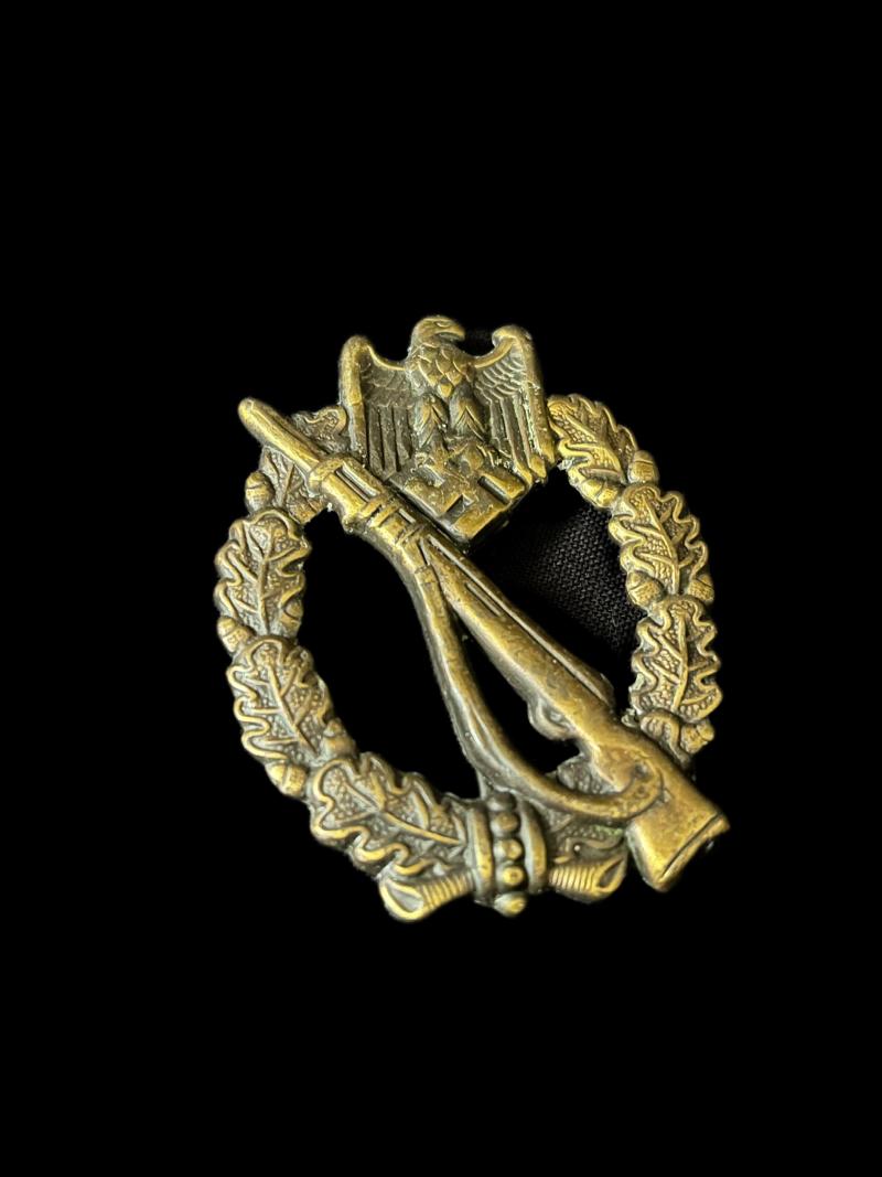 WW2 GERMAN INFANTRY ASSAULT BADGE IN BRONZE