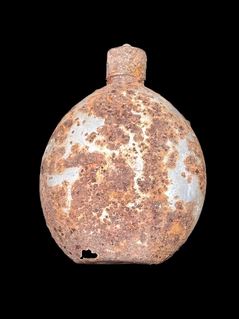 RELIC WW2 GERMAN WATER BOTTLE