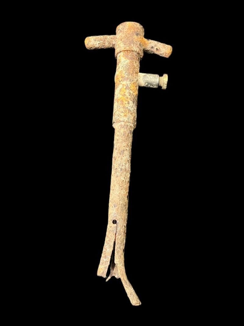 WW2 GERMAN FIELD RADIO GROUNDING STAKE