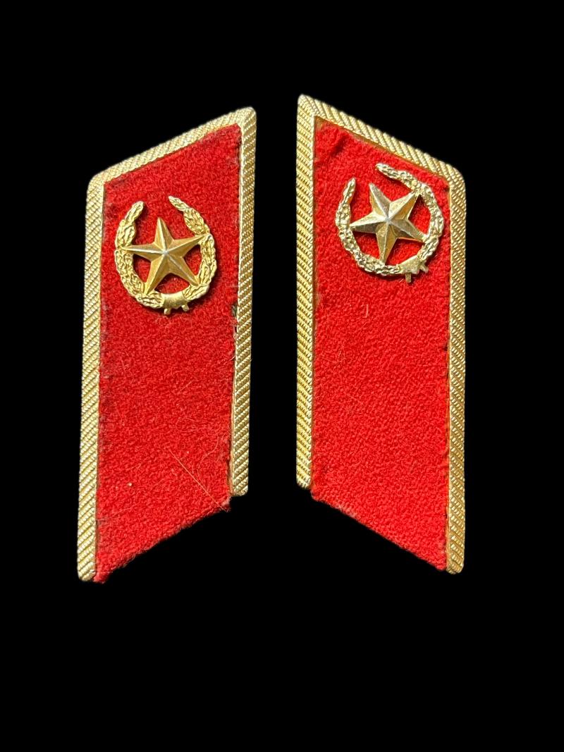 SOVIET COLLAR TABS
