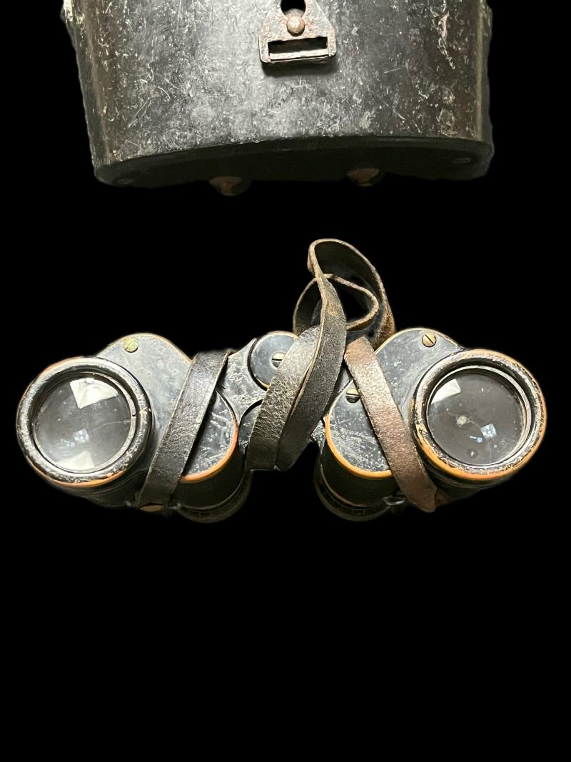 WW2 GERMAN 6X30 BINOCULARS IN A BAKELITE CASE